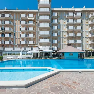  Apartment Playa Grande Immobiliare Pacella